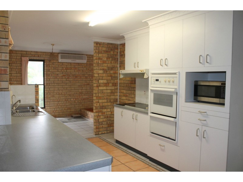 18 Elva Court, Glenella QLD 4740