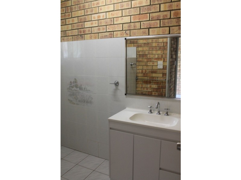 18 Elva Court, Glenella QLD 4740