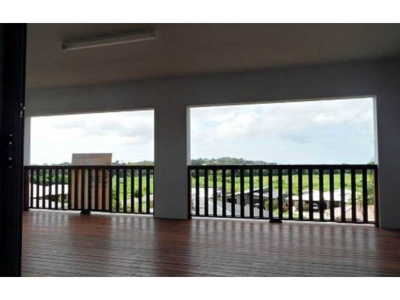 71 Cinnamon Drive North, Glenella QLD 4740