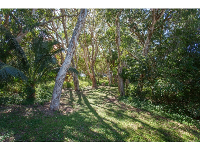 6 Bourke Street, Blacks Beach QLD 4740