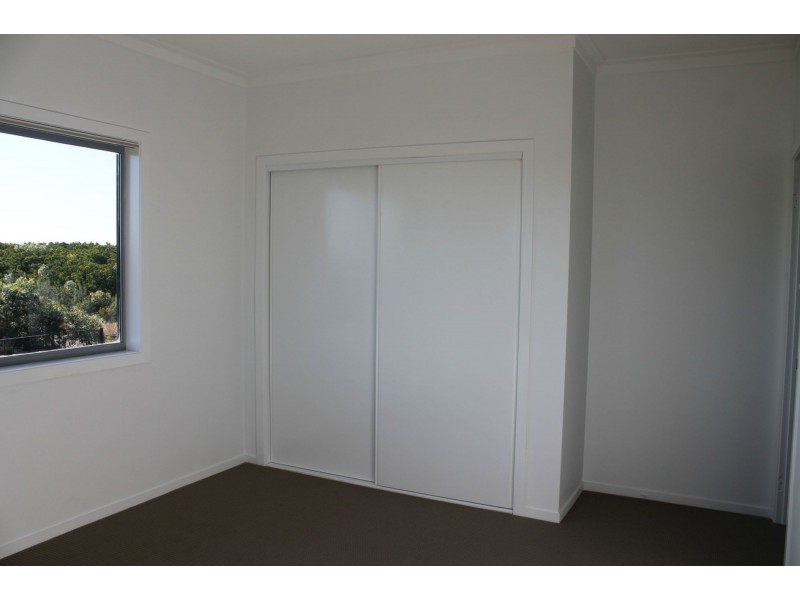 18 Vaucluse Crescent, East Mackay QLD 4740