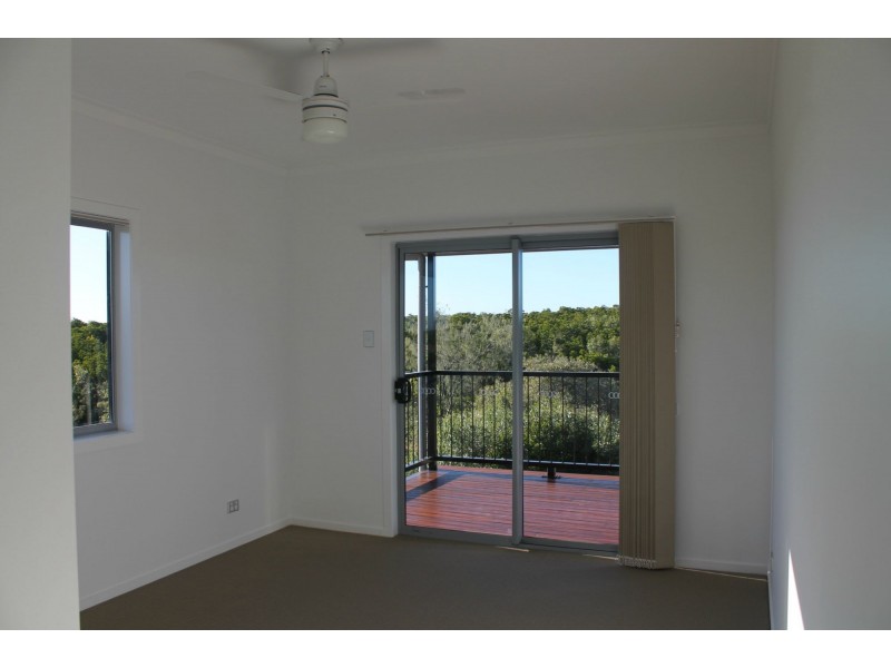 18 Vaucluse Crescent, East Mackay QLD 4740