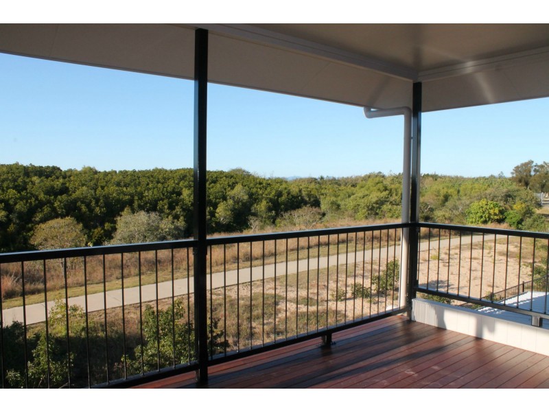 18 Vaucluse Crescent, East Mackay QLD 4740