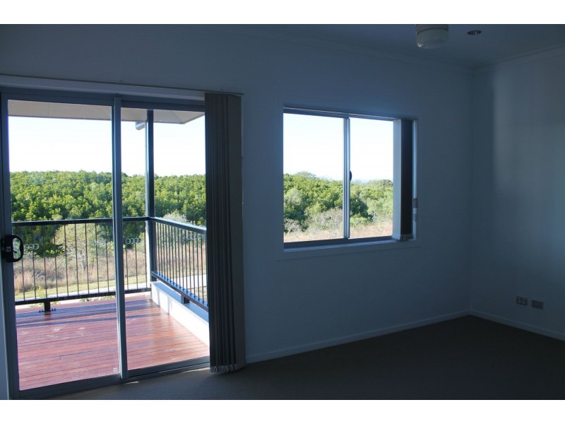 18 Vaucluse Crescent, East Mackay QLD 4740