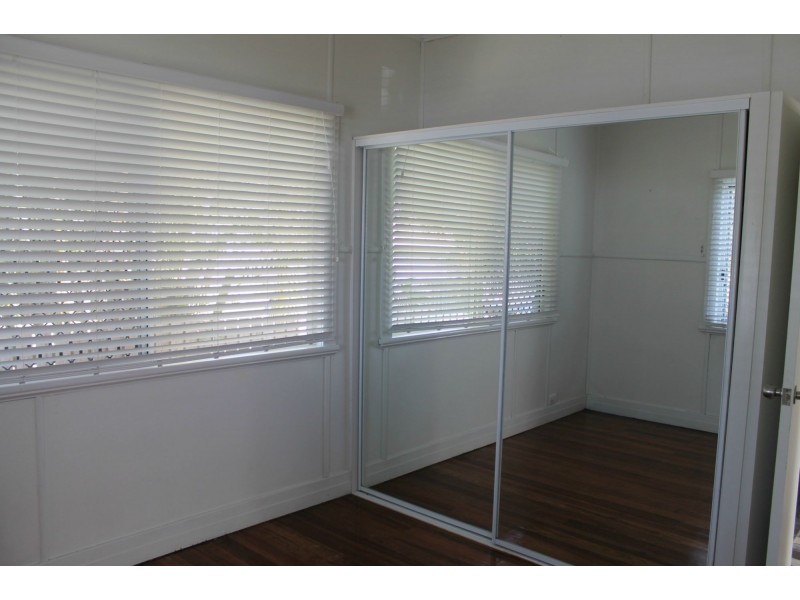 33 Shakespeare Street, East Mackay QLD 4740