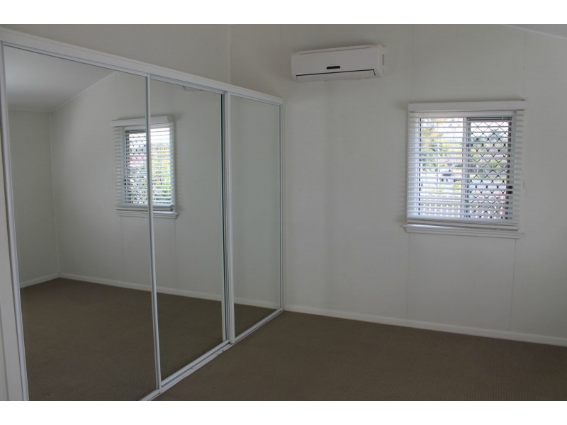 33 Shakespeare Street, East Mackay QLD 4740
