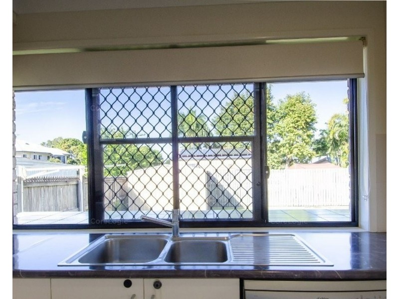 25 Meadow Street North, Mackay QLD 4740