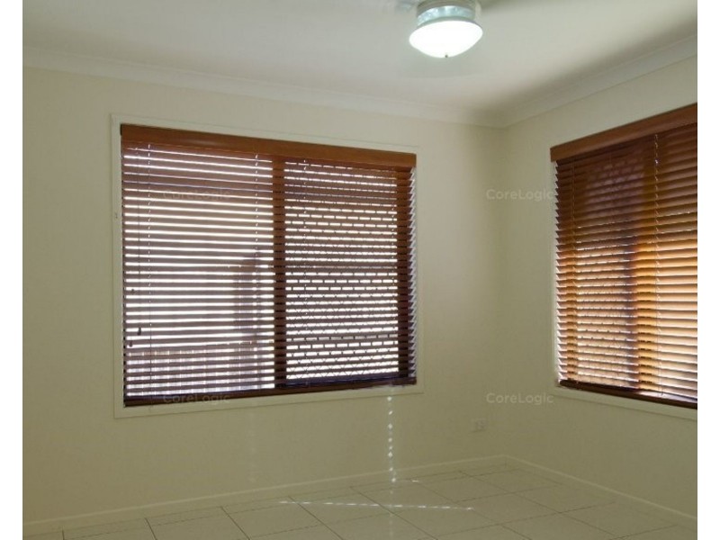 25 Meadow Street North, Mackay QLD 4740