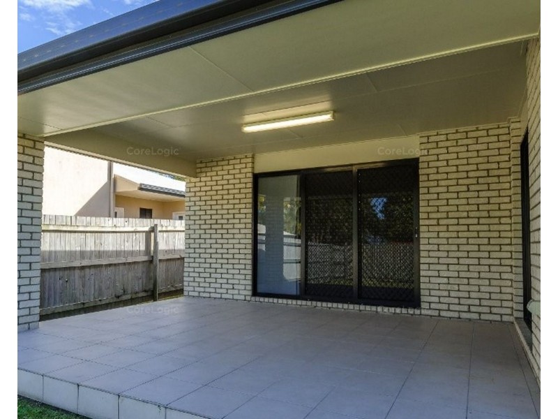 25 Meadow Street North, Mackay QLD 4740