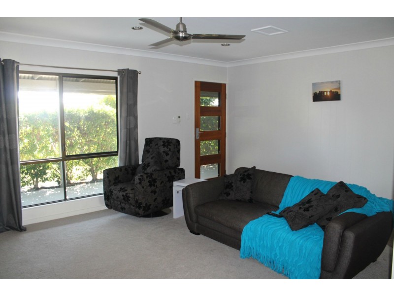 296 Bedford Road, Andergrove QLD 4740