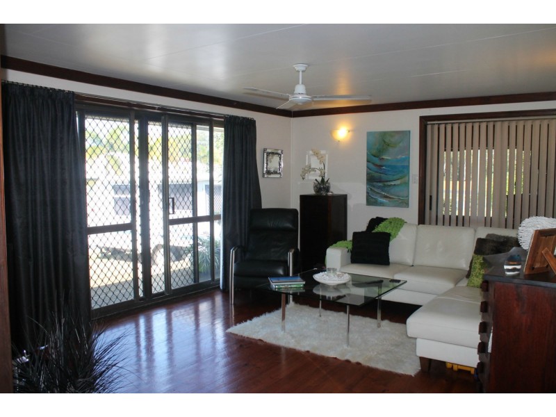 5 Bourke Street, Blacks Beach QLD 4740