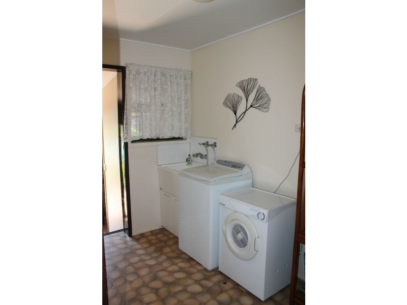 5 Bourke Street, Blacks Beach QLD 4740
