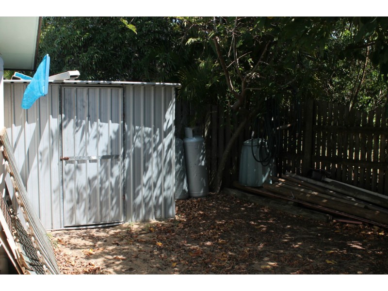 5 Bourke Street, Blacks Beach QLD 4740