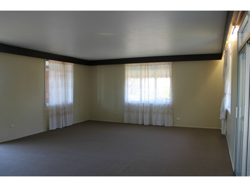 2A James Croker Drive, Mount Pleasant QLD 4740