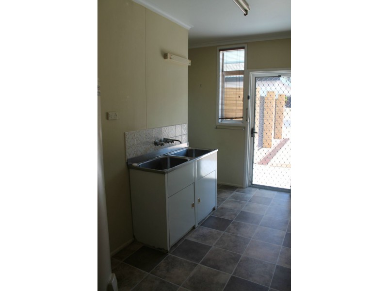 2A James Croker Drive, Mount Pleasant QLD 4740