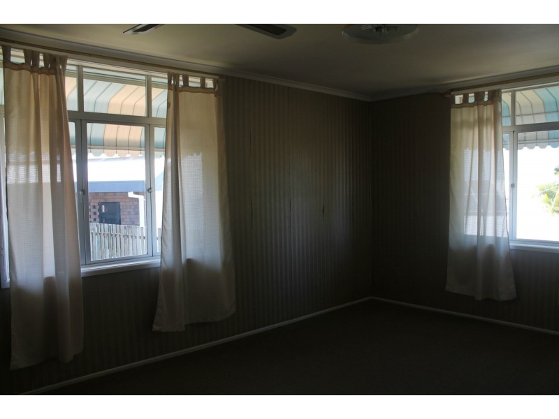 2A James Croker Drive, Mount Pleasant QLD 4740