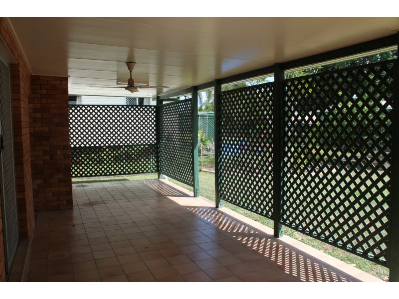 8 Barton Street, West Mackay QLD 4740