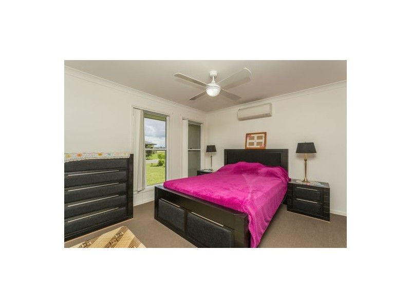 3 Patricia Circuit, Mirani QLD 4754