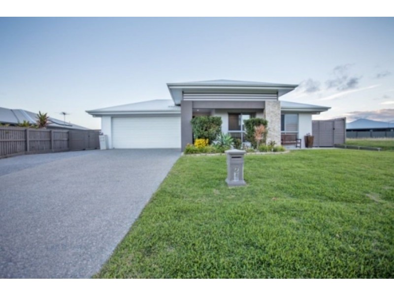 4 Macartney Drive, Marian QLD 4753