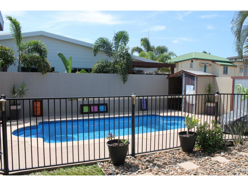 6 Iluka Court, East Mackay QLD 4740