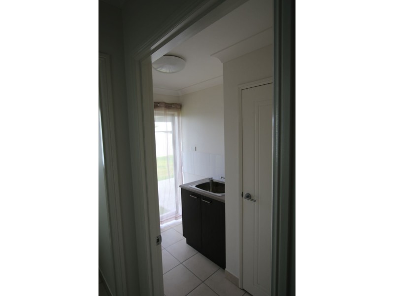 14 Amelia Drive, Mirani QLD 4754