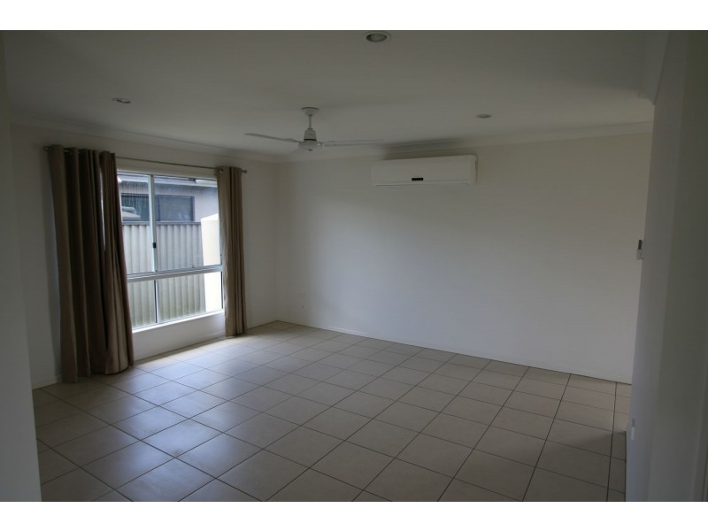 14 Amelia Drive, Mirani QLD 4754