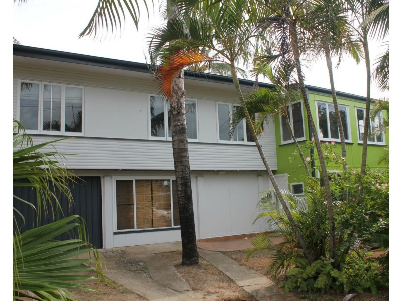 14 Nott Street, East Mackay QLD 4740