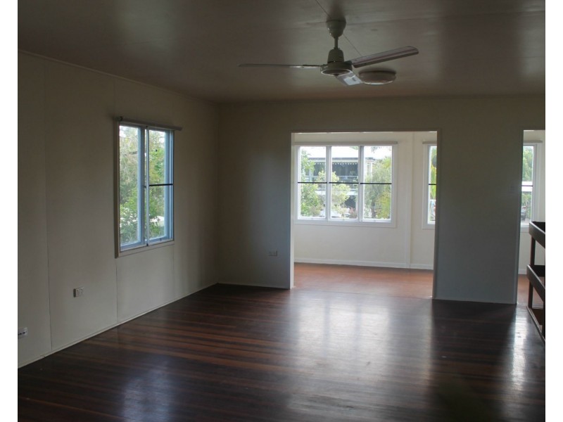 14 Nott Street, East Mackay QLD 4740