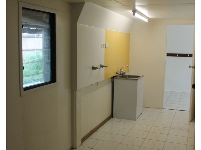 14 Nott Street, East Mackay QLD 4740