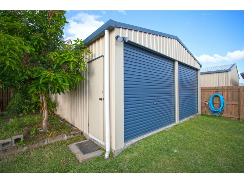 4 Bradco Avenue, Ooralea QLD 4740