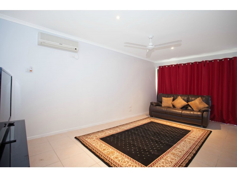 4 Bradco Avenue, Ooralea QLD 4740