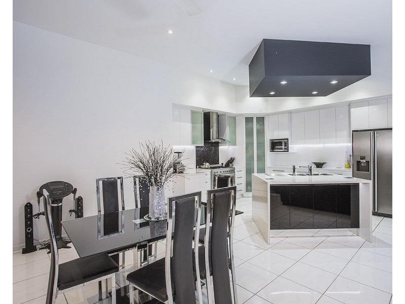 35 Duranbah Circuit, Blacks Beach QLD 4740