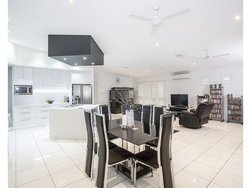 35 Duranbah Circuit, Blacks Beach QLD 4740