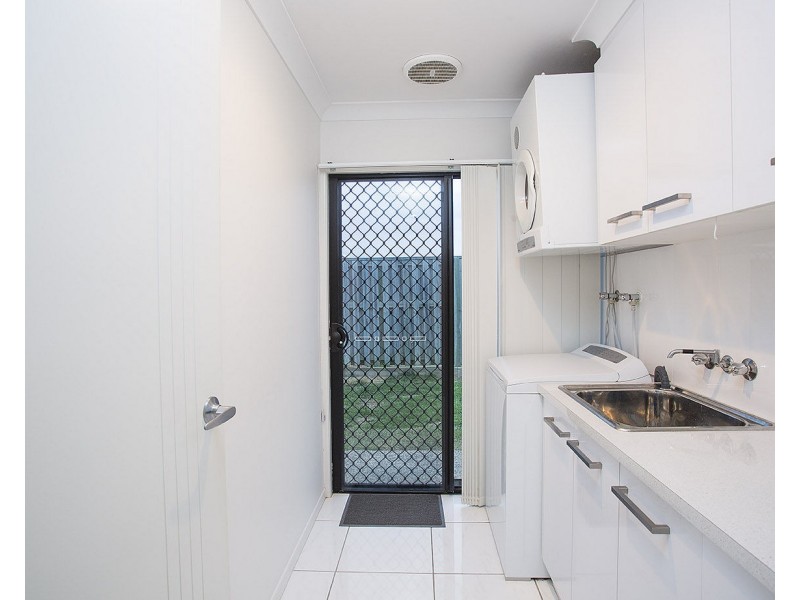 35 Duranbah Circuit, Blacks Beach QLD 4740