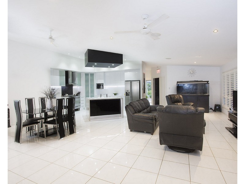 35 Duranbah Circuit, Blacks Beach QLD 4740