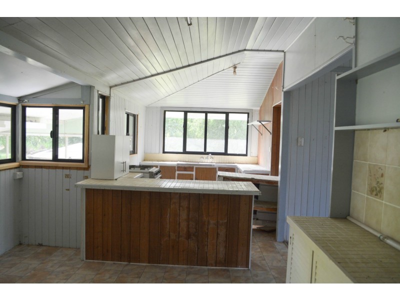 247 Oakenden-Sarina Road, Oakenden QLD 4741