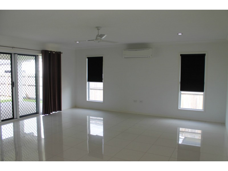 48 Dickens Avenue, Ooralea QLD 4740