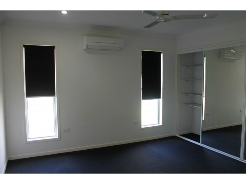 48 Dickens Avenue, Ooralea QLD 4740