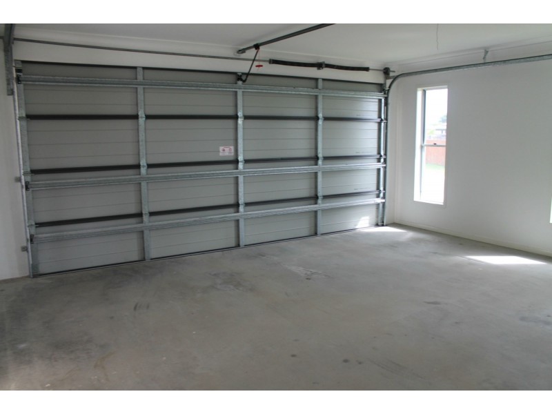 48 Dickens Avenue, Ooralea QLD 4740