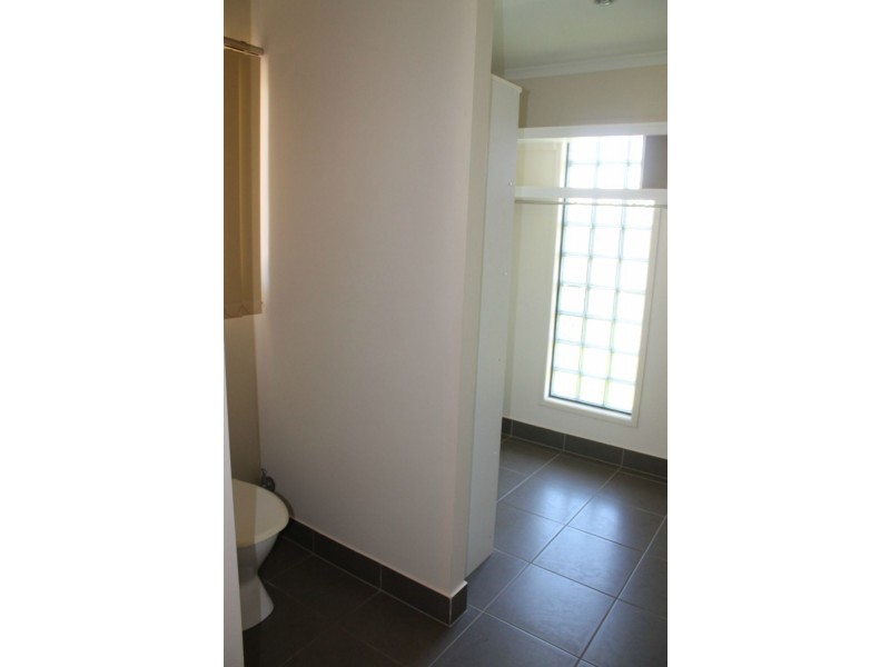 66 Victor Avenue, Glenella QLD 4740