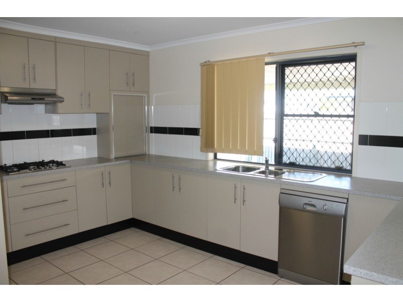 66 Victor Avenue, Glenella QLD 4740