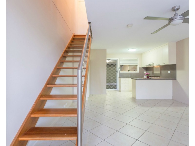 2/115 Evan Street, South Mackay QLD 4740