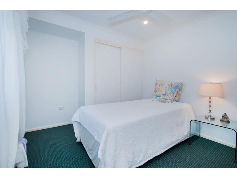 11 Lois Street, Mount Pleasant QLD 4740