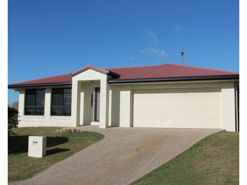 9 Lance Street, Bucasia QLD 4750