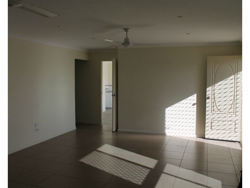 9 Lance Street, Bucasia QLD 4750
