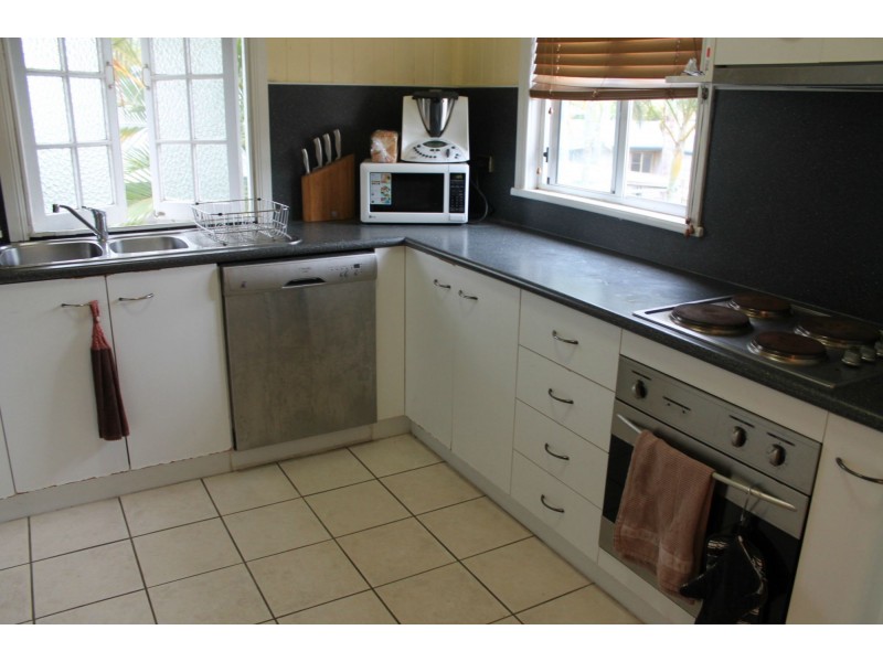 83 Scott Street, South Mackay QLD 4740
