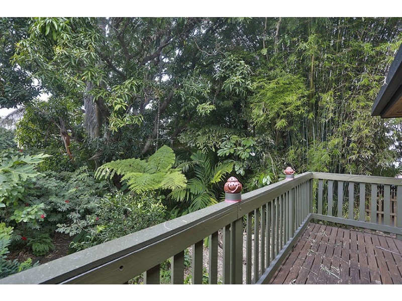 2 Taylor Street, West Mackay QLD 4740