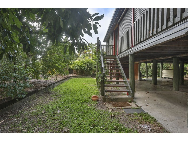 2 Taylor Street, West Mackay QLD 4740