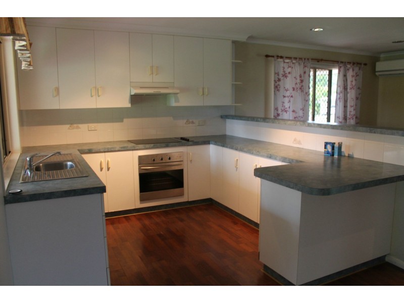 6 Barbat Court, Andergrove QLD 4740
