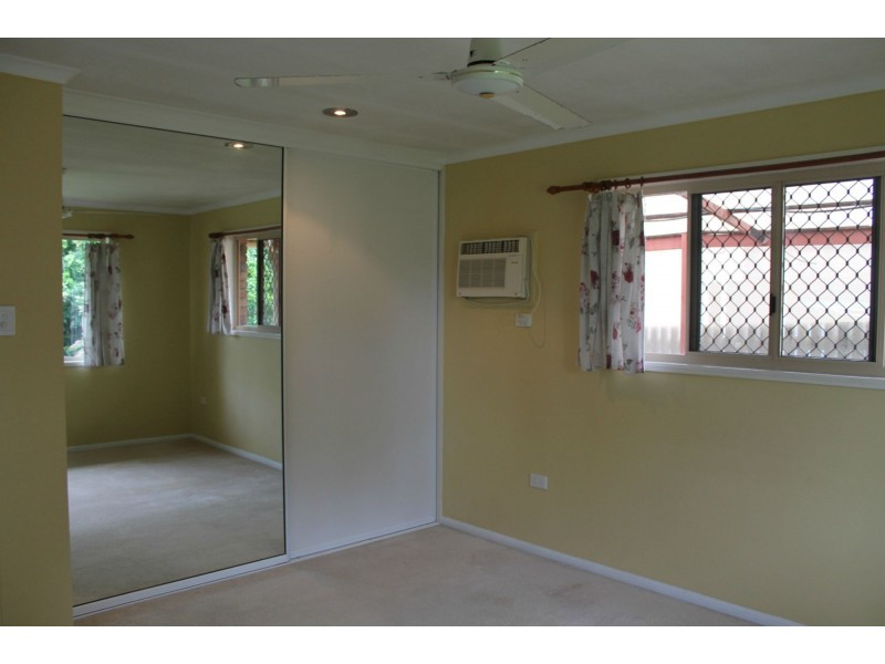 6 Barbat Court, Andergrove QLD 4740